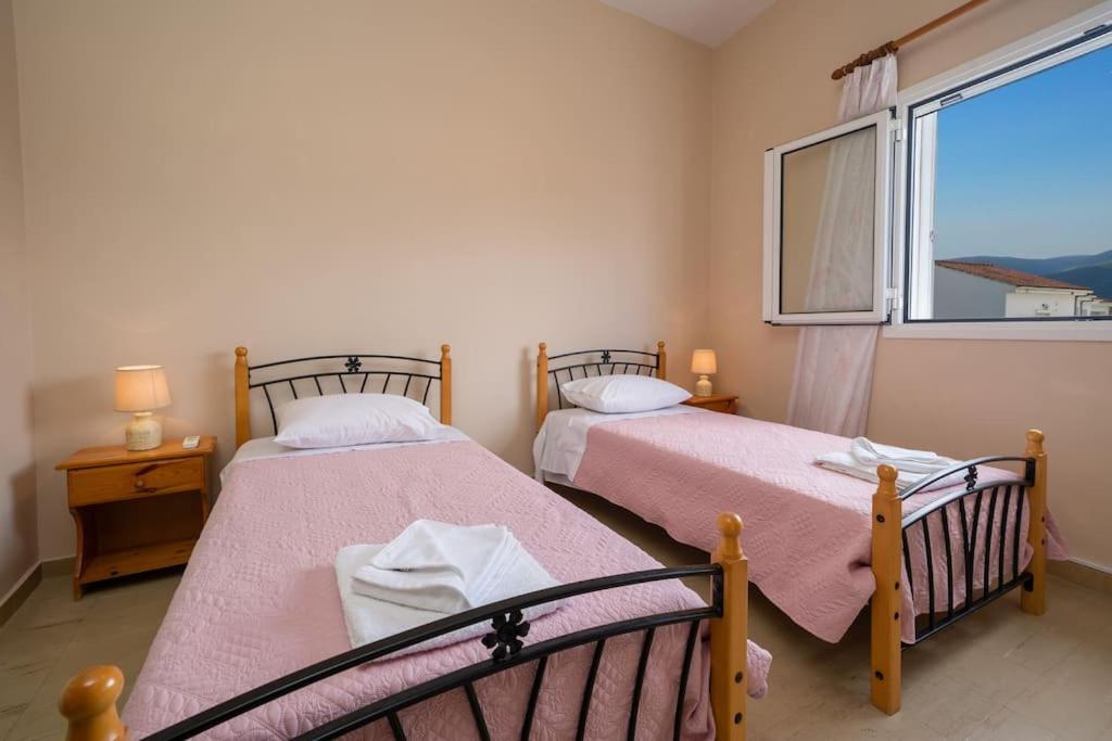 Vasilakis Apartment Sami  Bagian luar foto