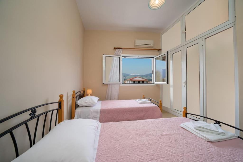 Vasilakis Apartment Sami  Bagian luar foto